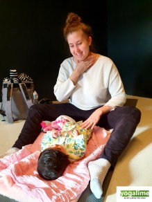 Baby Sign Language in East London, this is a photo from our Baby Sign and Rhyme class in East London